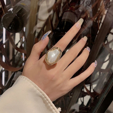 Pearl ring
