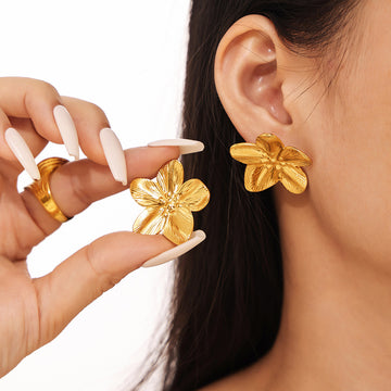 Timeless Flower Earrings